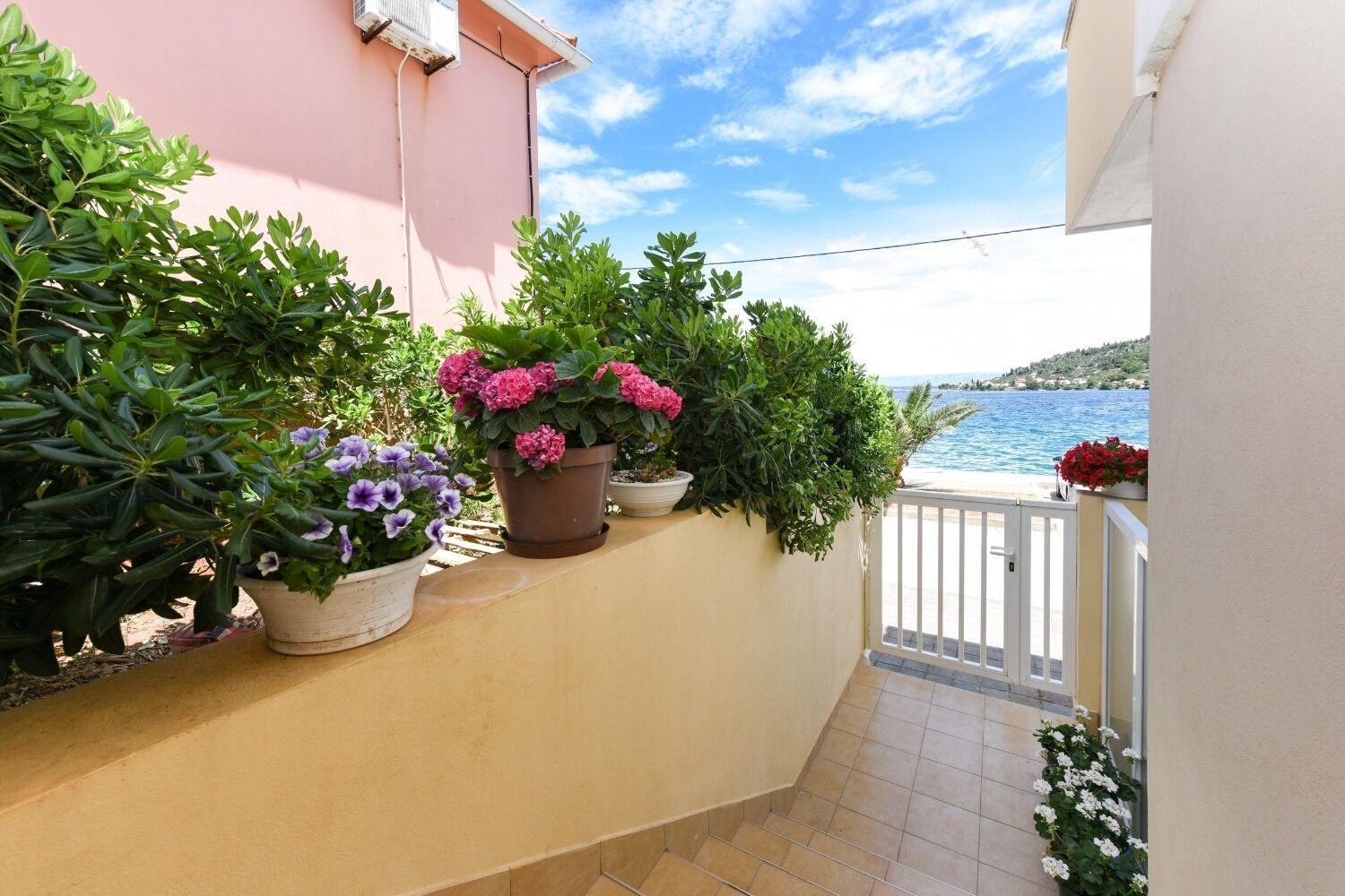 Apartments Kolt - 15M From Sea カリ エクステリア 写真