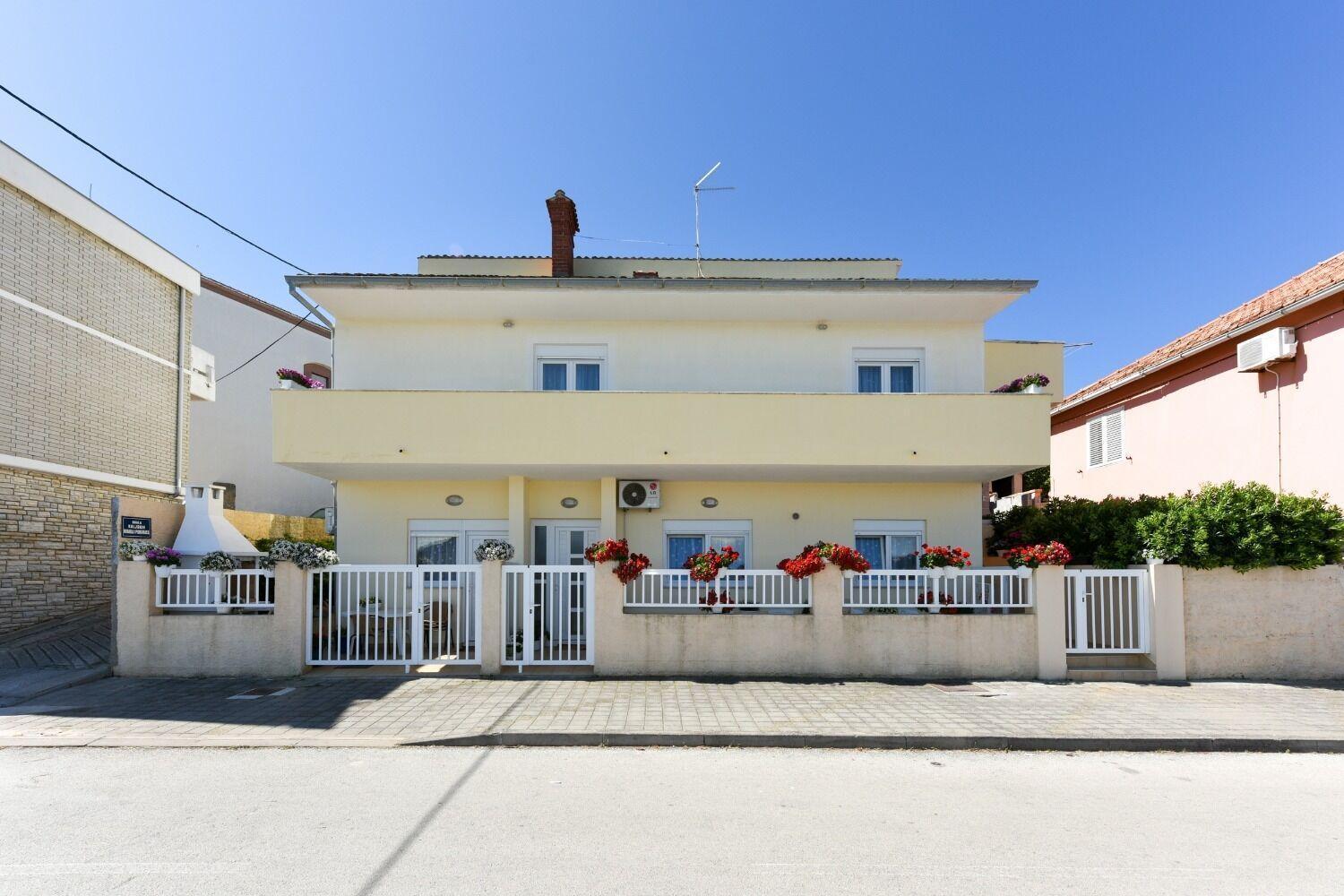 Apartments Kolt - 15M From Sea カリ エクステリア 写真